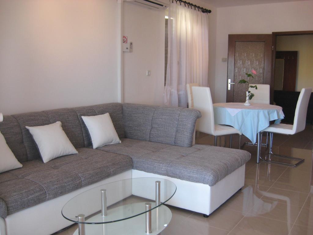 Apartments Silmare Rabac Exterior photo